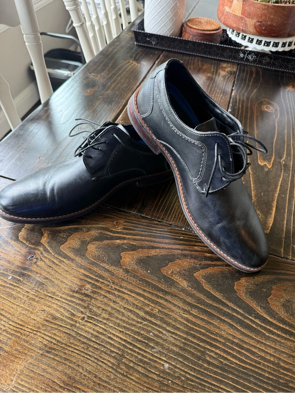 Nunn Bush Black Leather Dress Shoes